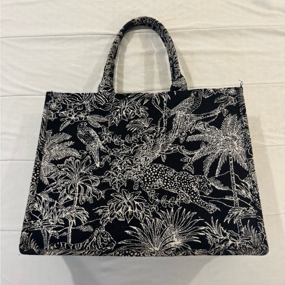 Elegant Black and White Tote Bag